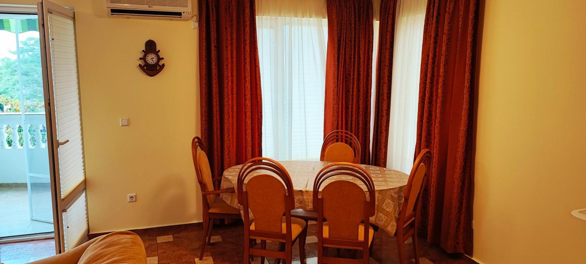 Dom-El Real Apartments 1 - Sveti Vlas Eksteriør bilde